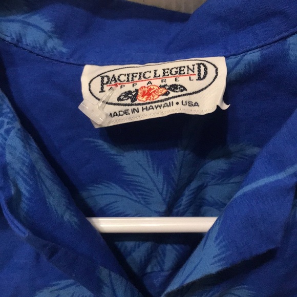 Hawaiian Button Down - Picture 2 of 3